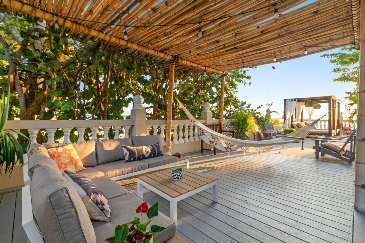 Deluxe Double Room with Balcony and Sea View