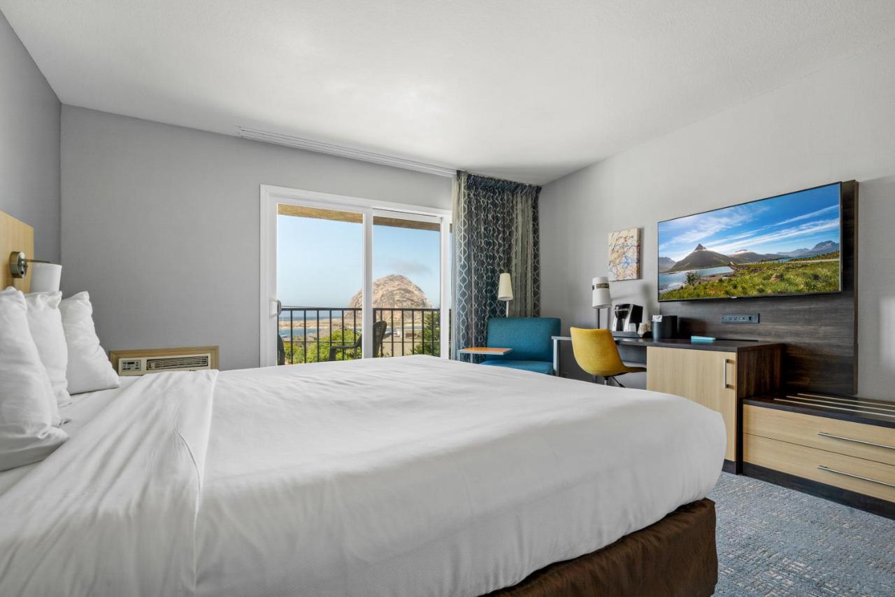 King Bed Ocean View with Balcony