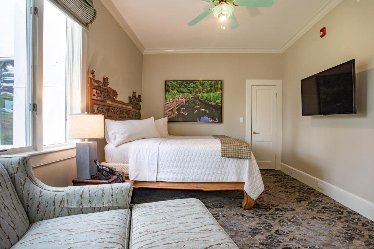 Two-Bedroom Suite