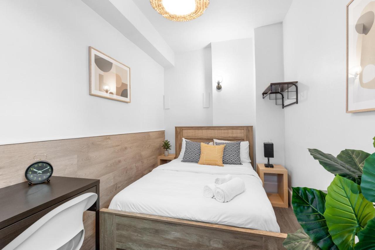Double Room with Shared Bathroom