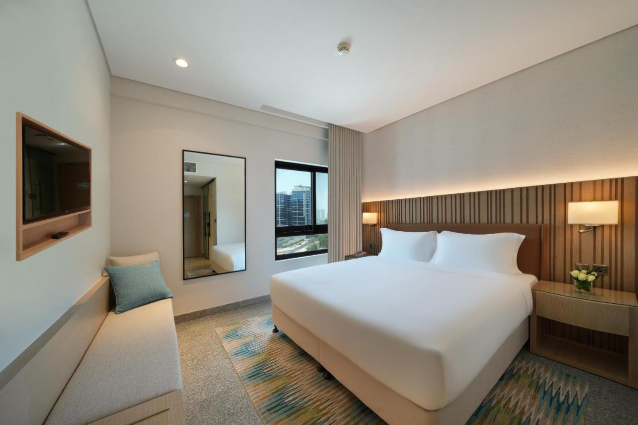 Pool View Room - King Bed