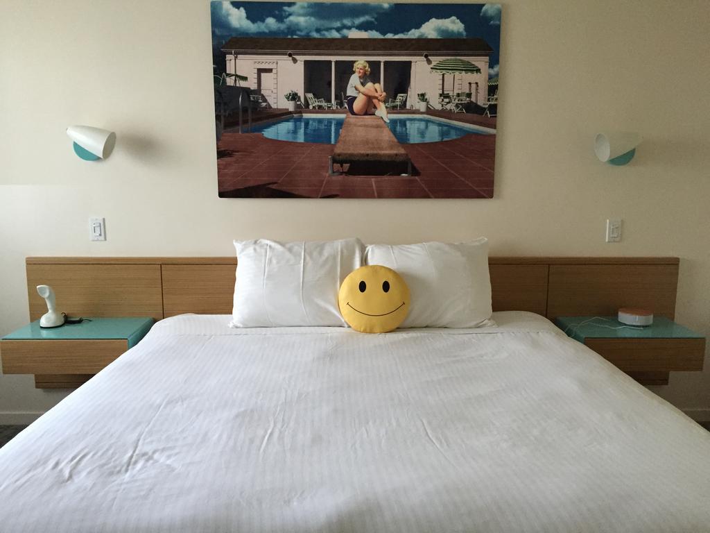 Cali King - Accessible Room