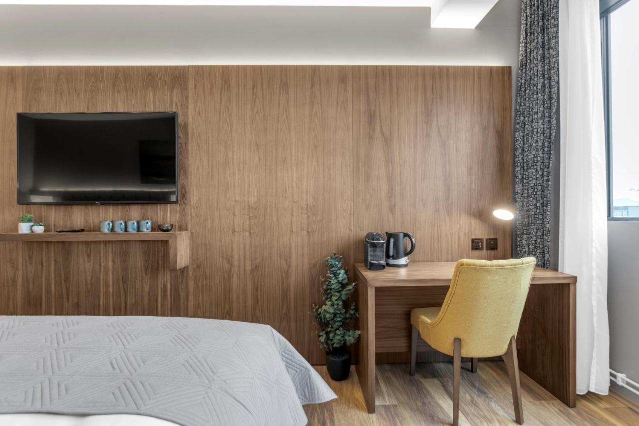 Superior Queen Room with Two Queen Beds