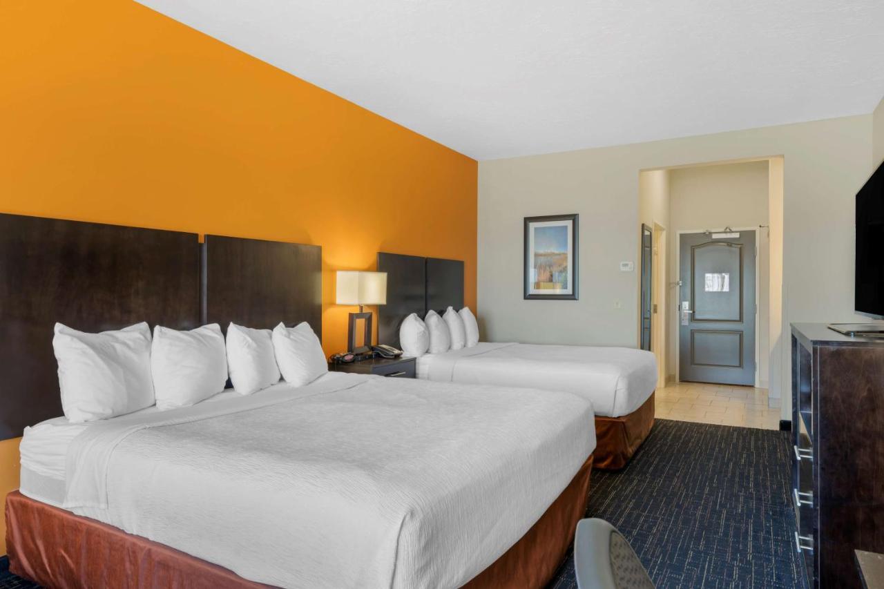 Queen Room with Two Queen Beds - Non-Smoking