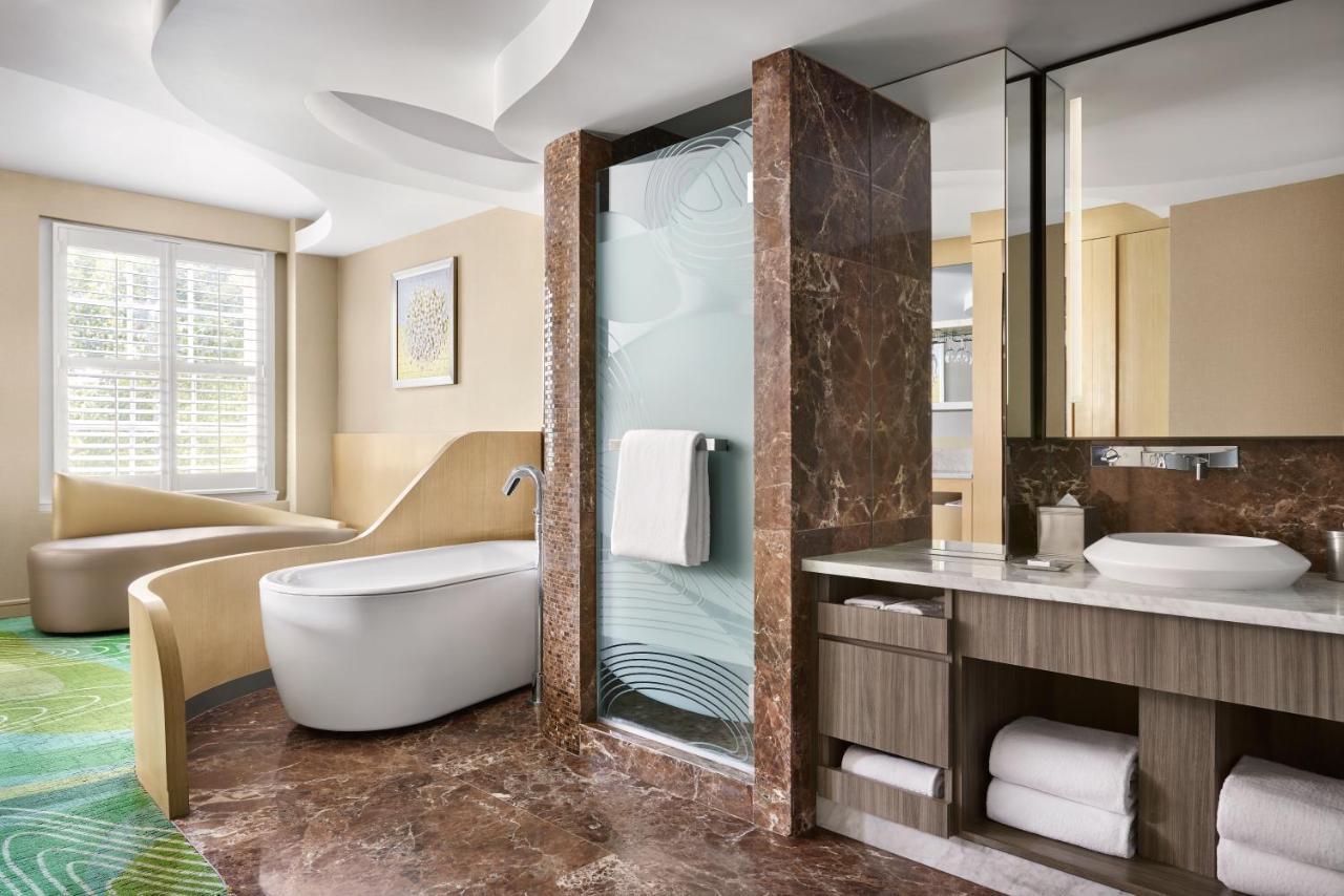 Premier Corner One King Bed,1373699927:JPEG