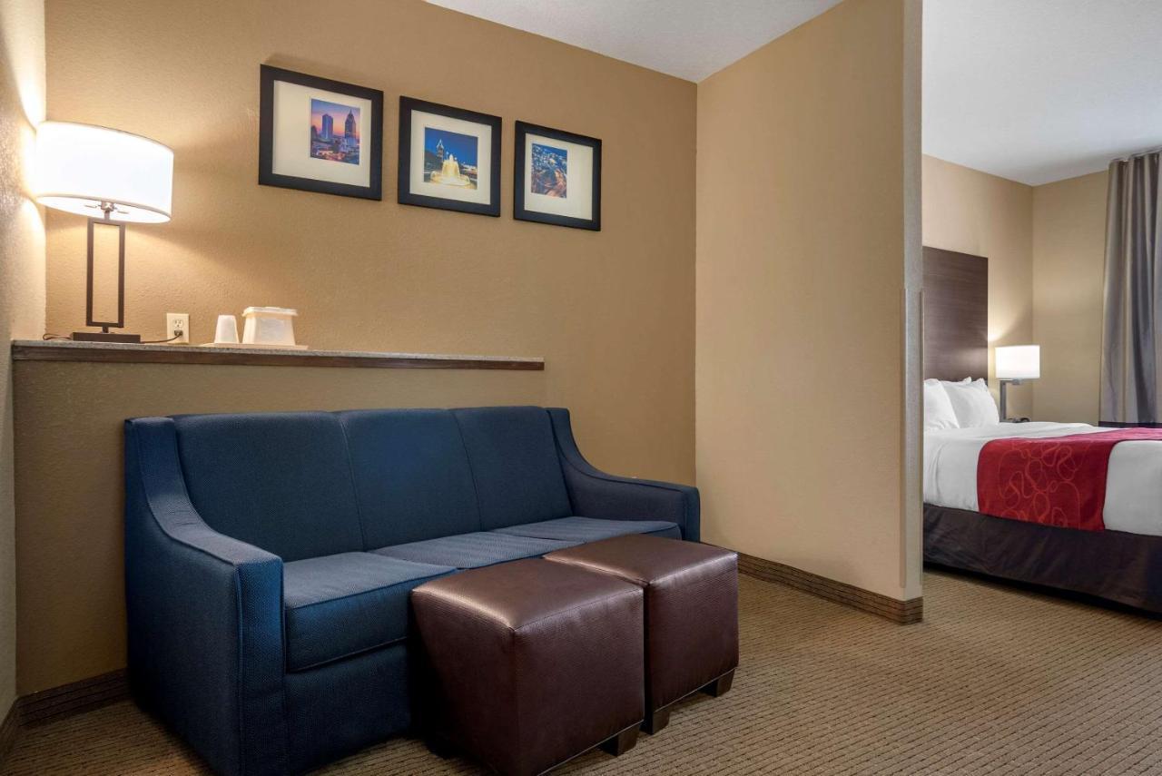 Suite with Two Double Beds - Accessible/Non-Smoking,1316953846:JPEG