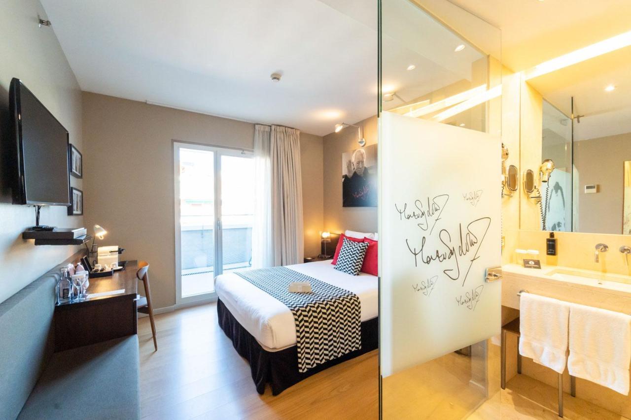 Petite Terrace,1315313437:JPEG