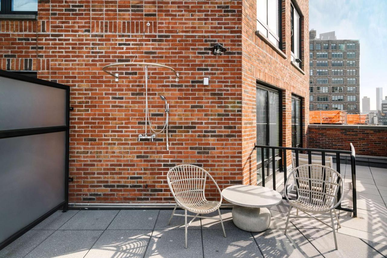 Terrace Queen