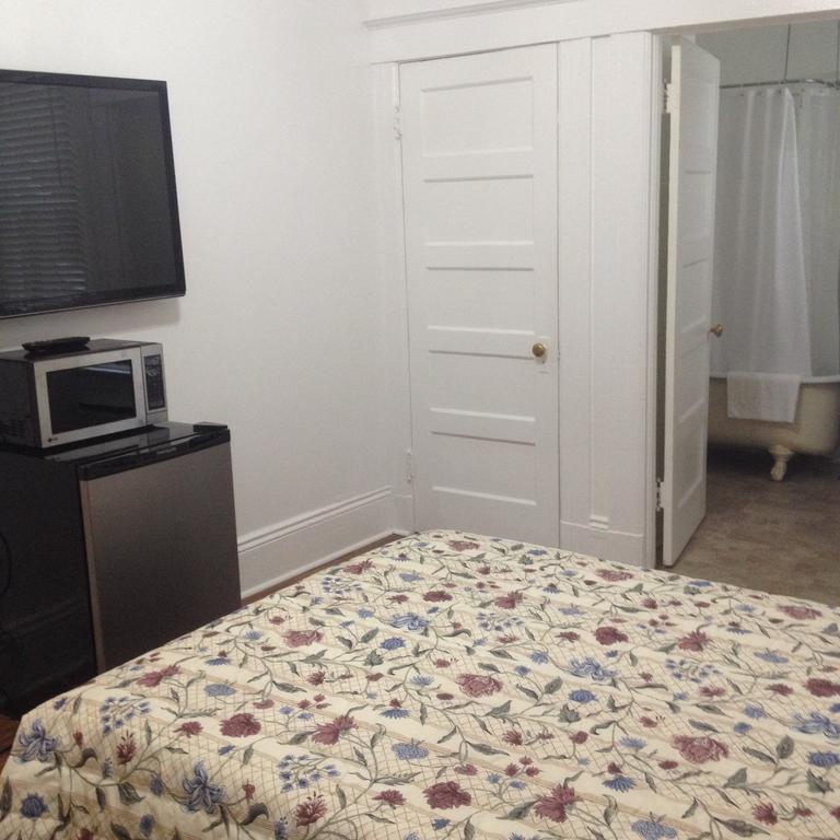 Standard Room with Shower