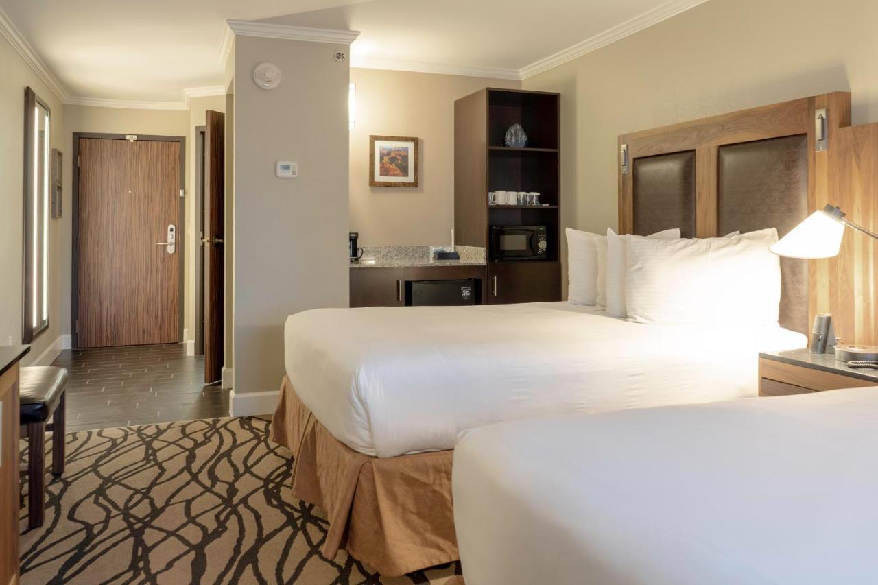 Queen Room with Two Queen Beds