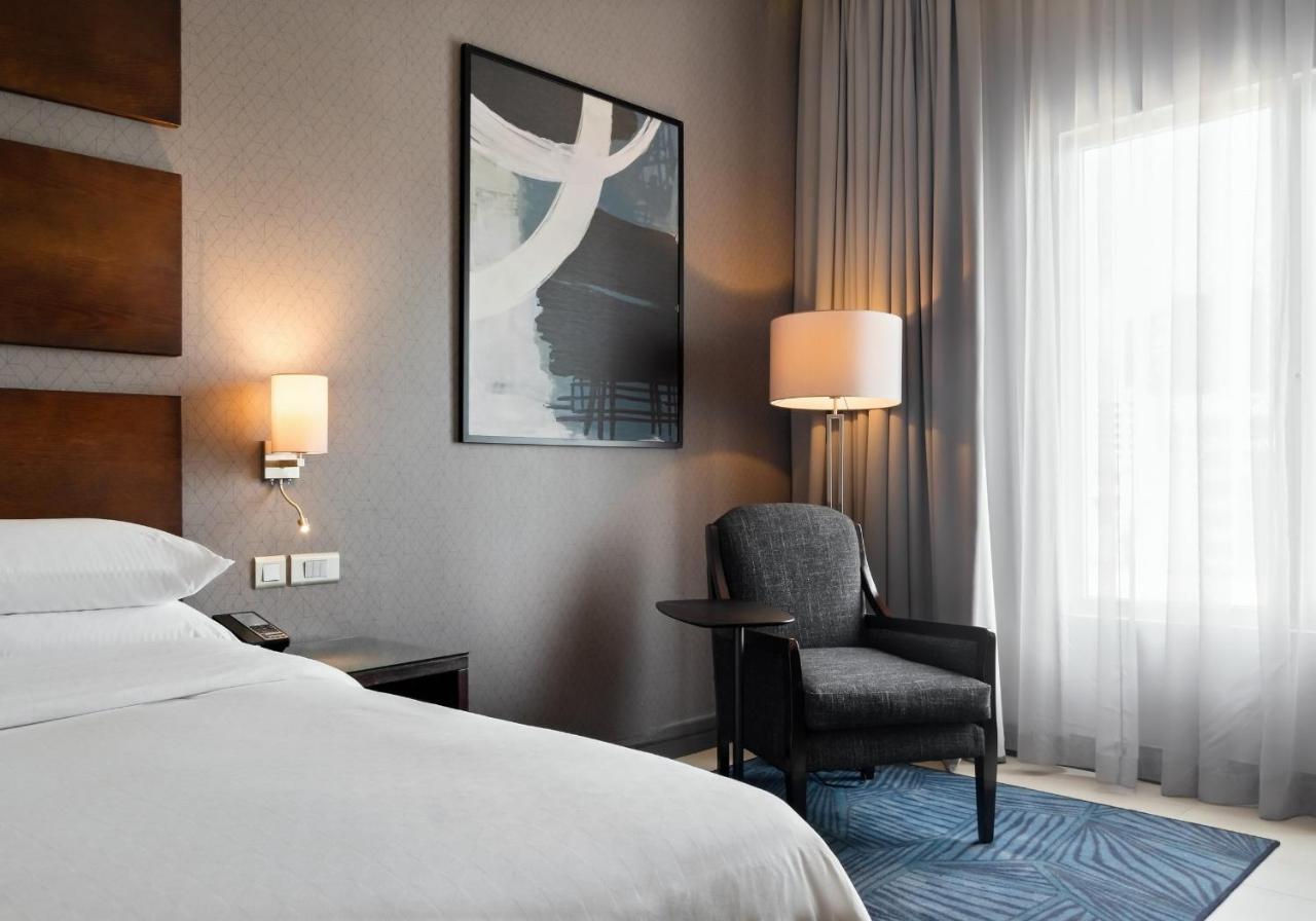 Executive Room with Lounge Access