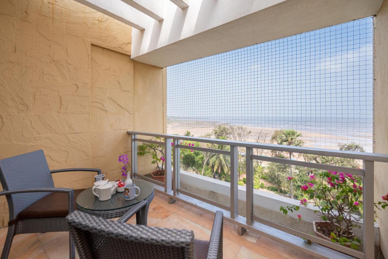 Premium Sea View with Balcony with Complimentary Hi-Tea and 10% discount on Food & Beverages and Spa,1424034378:JPEG