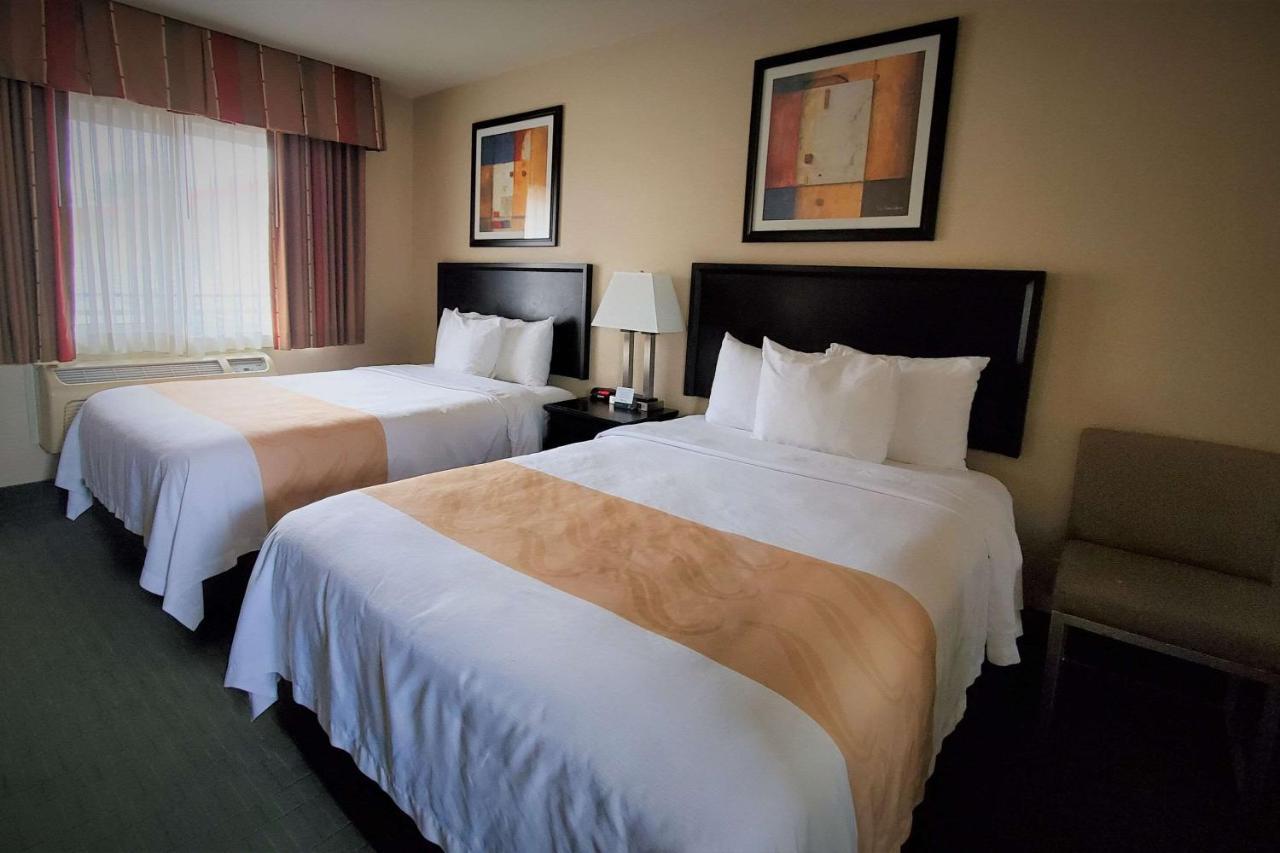 Standard Room, 2 Double Beds, Non Smoking,1333933427:JPEG