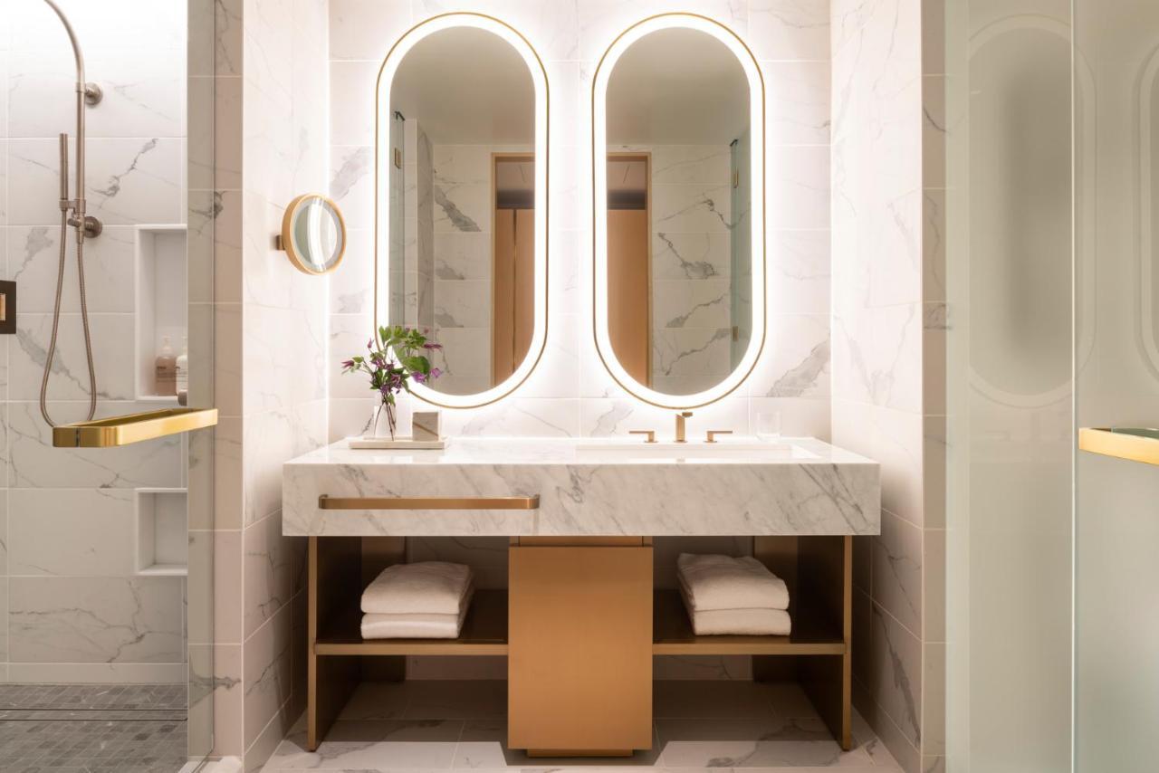 Deluxe River View Room,1333451798:JPEG