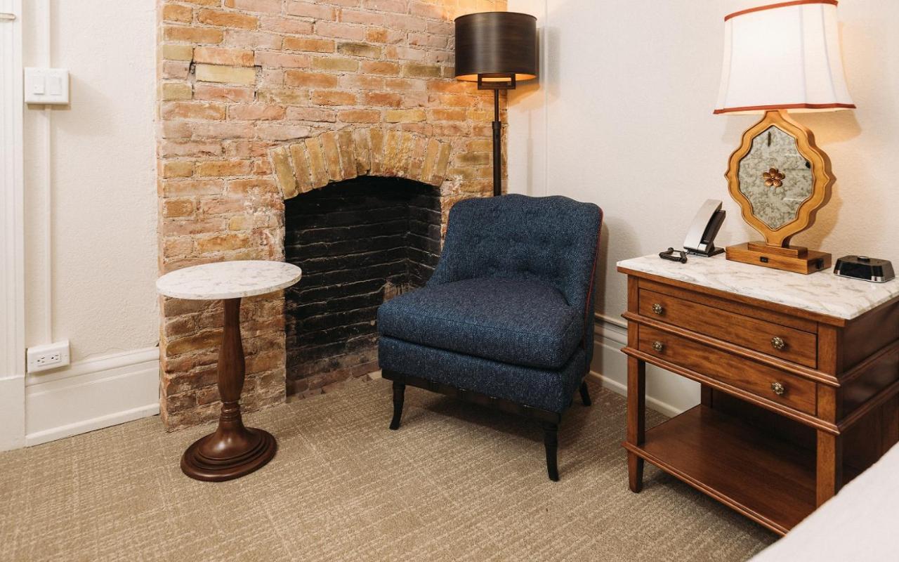 Standard Double Room,1412565488:JPEG