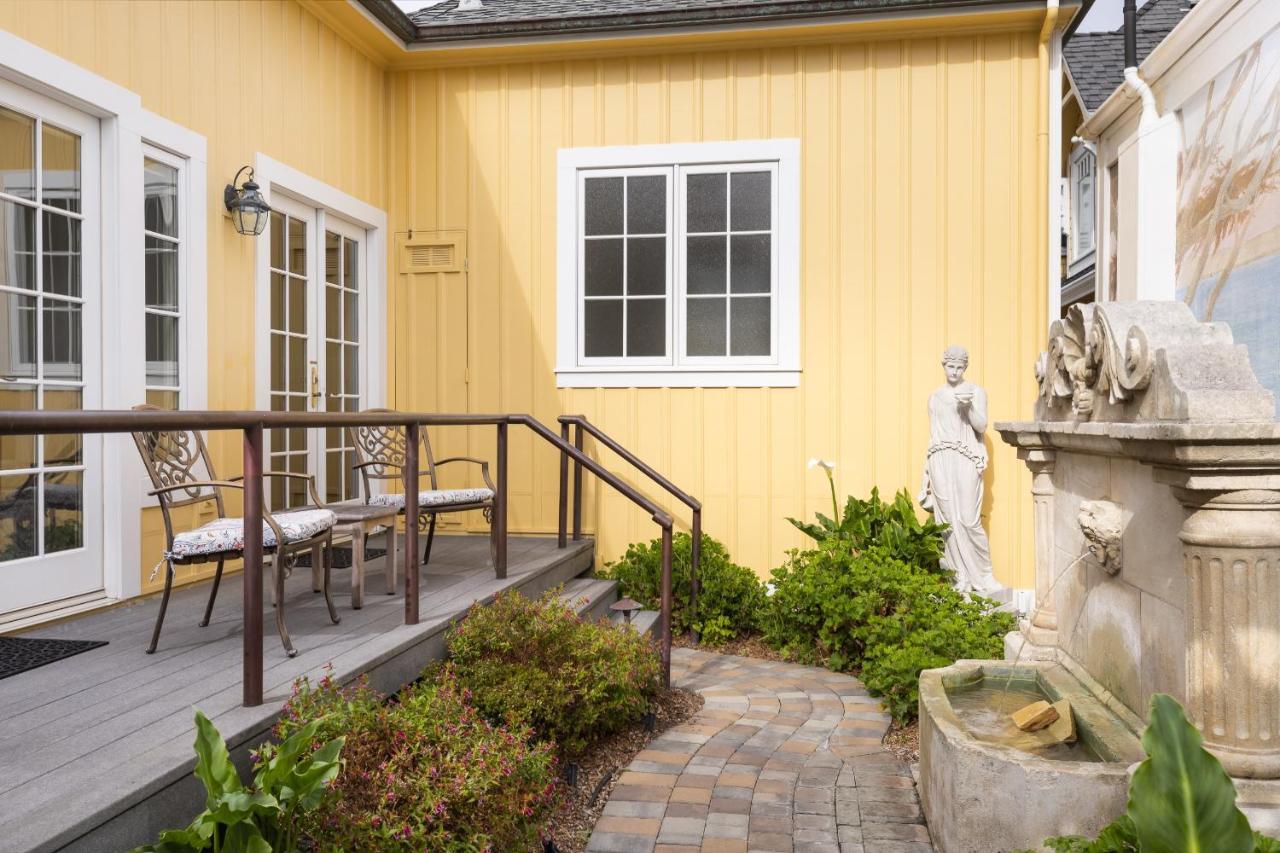 Sea View Cottage 2 Bedroom King Suite with Limited Ocean View,1345046012:JPEG