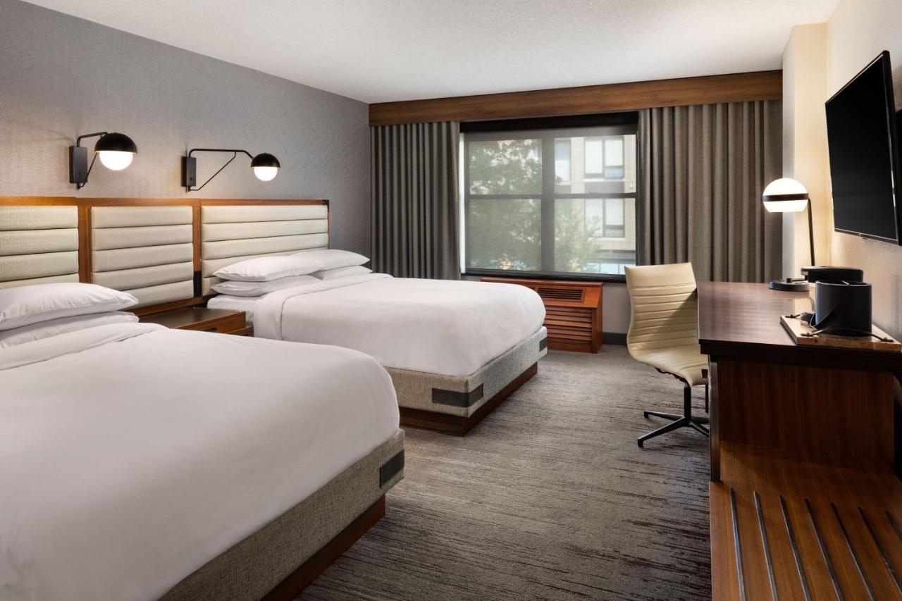 Queen Room with Two Queen Beds,1347448433:JPEG