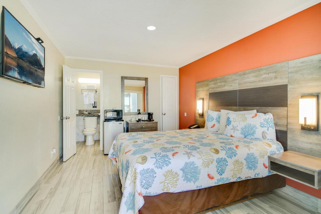 Queen Room with Sea View