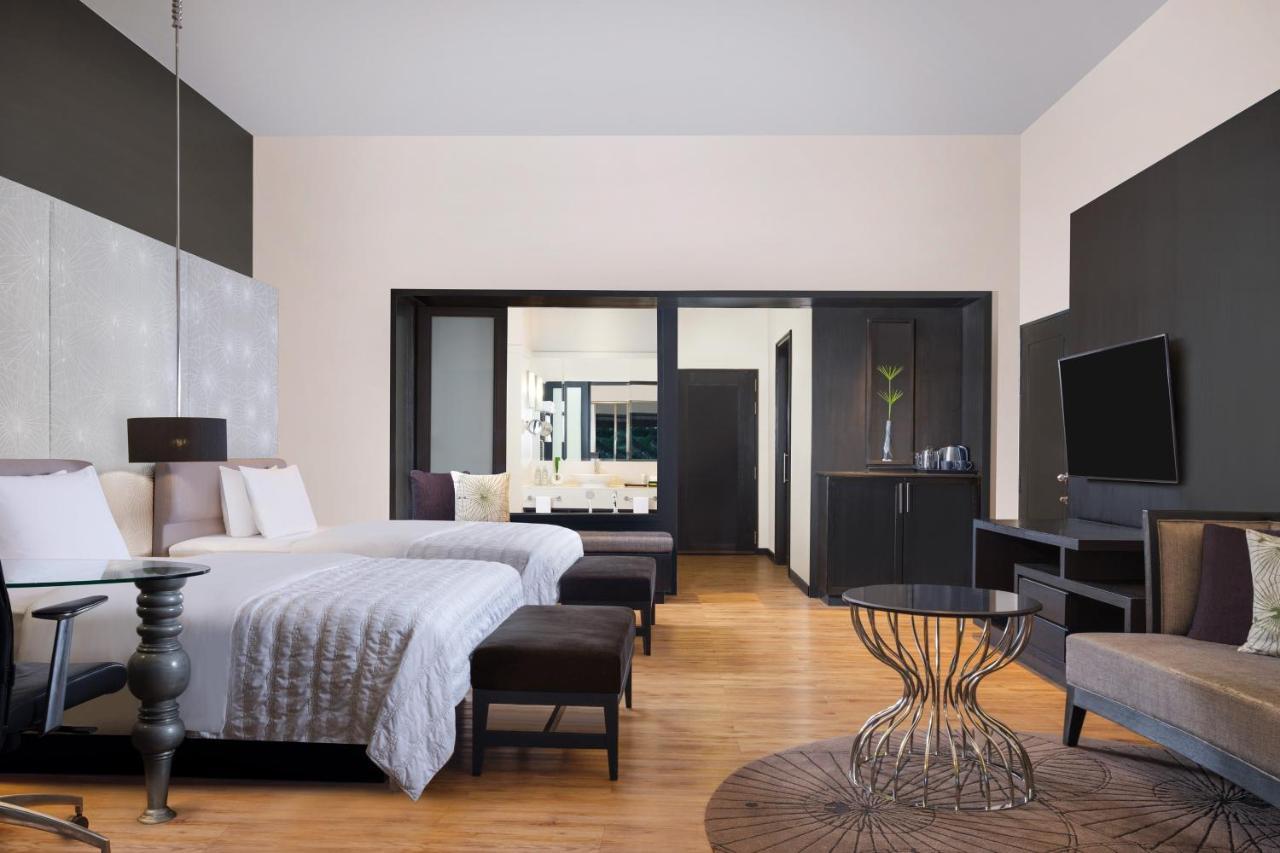 Grande Deluxe Terrace, Larger Guest room, 2 Queen, Balcony