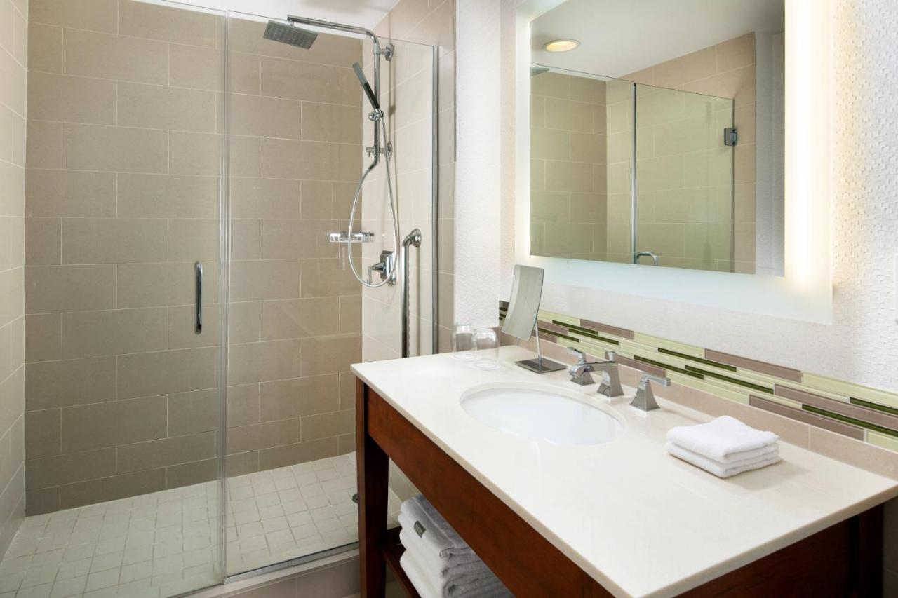 Preferred, Guest room, 2 Queen Beds,1697918419:JPEG