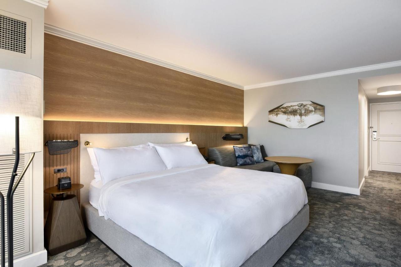 1 King Bed, Resort View, Guest Room,1350869629:JPEG