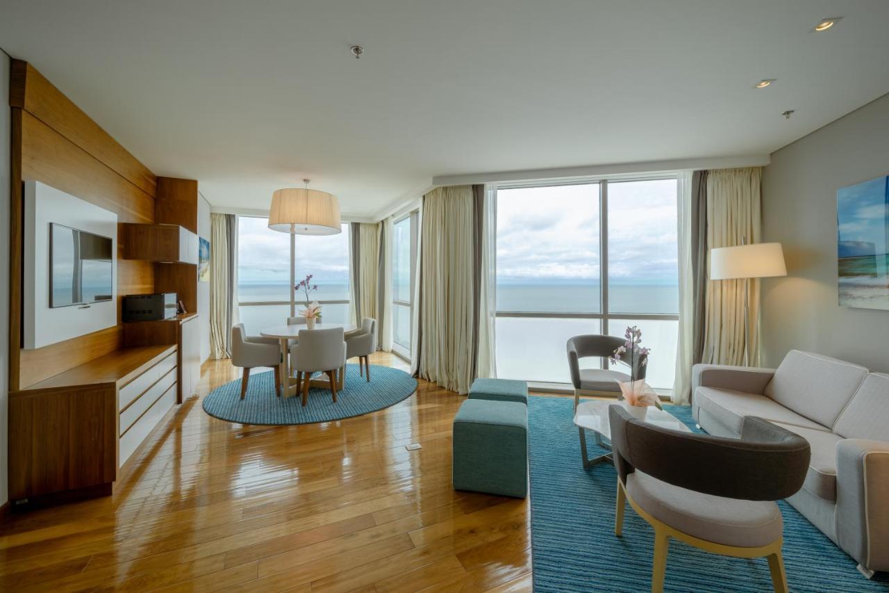 King Suite with Ocean View - High Floor