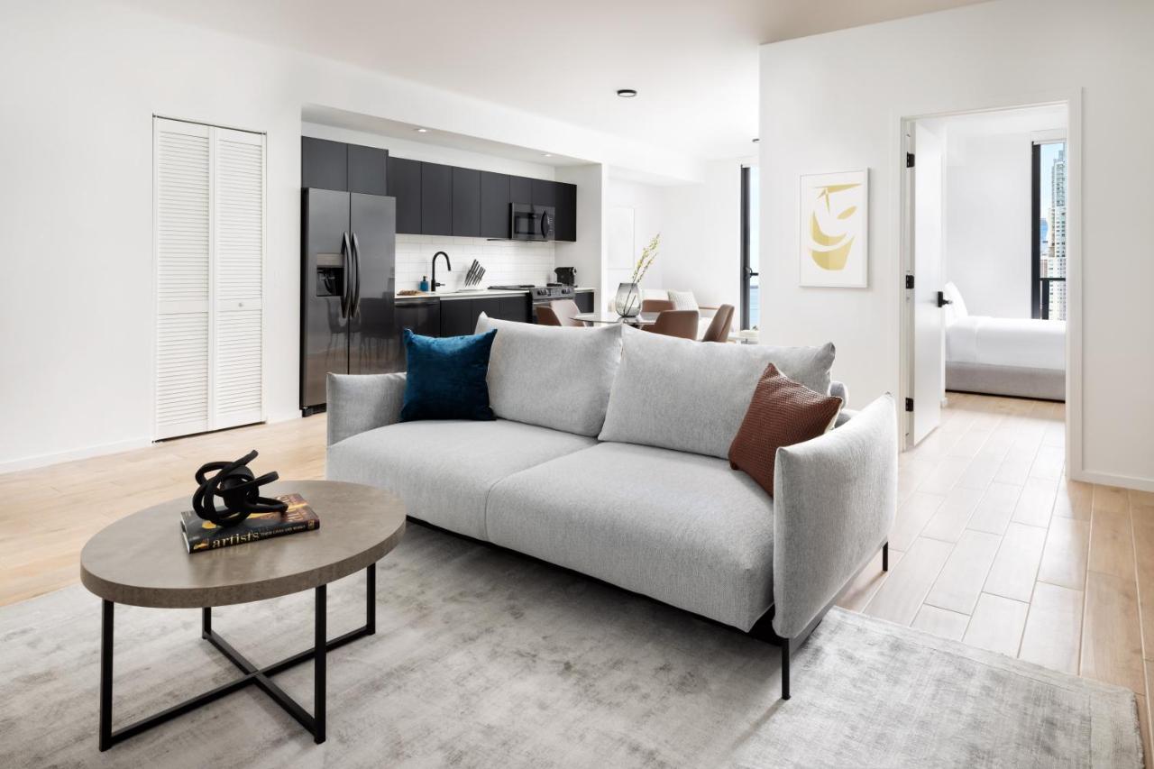 Bay View Three Bedroom Suite with King/King/Queen