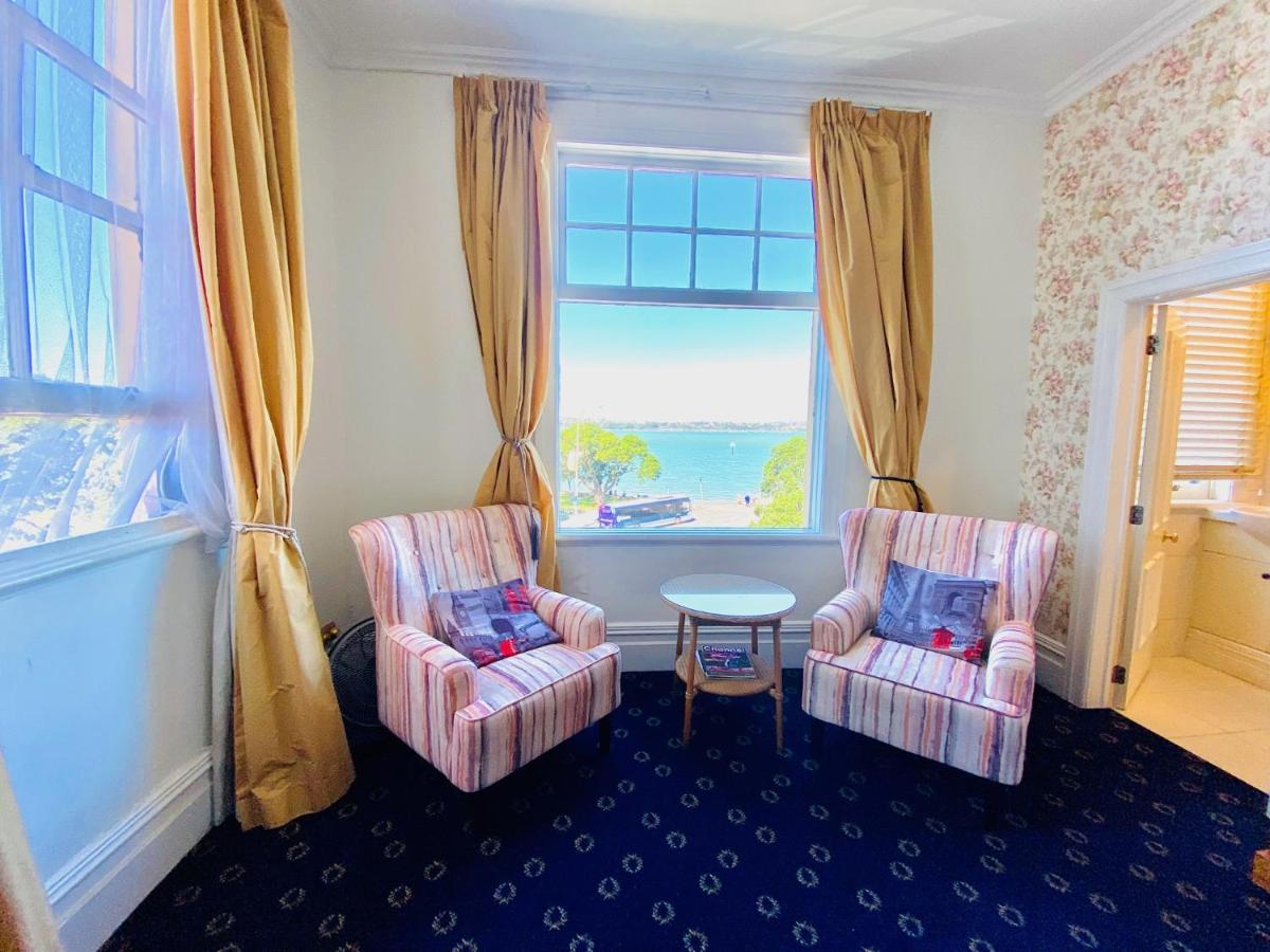 King Room with Harbour View,1370353820:JPEG