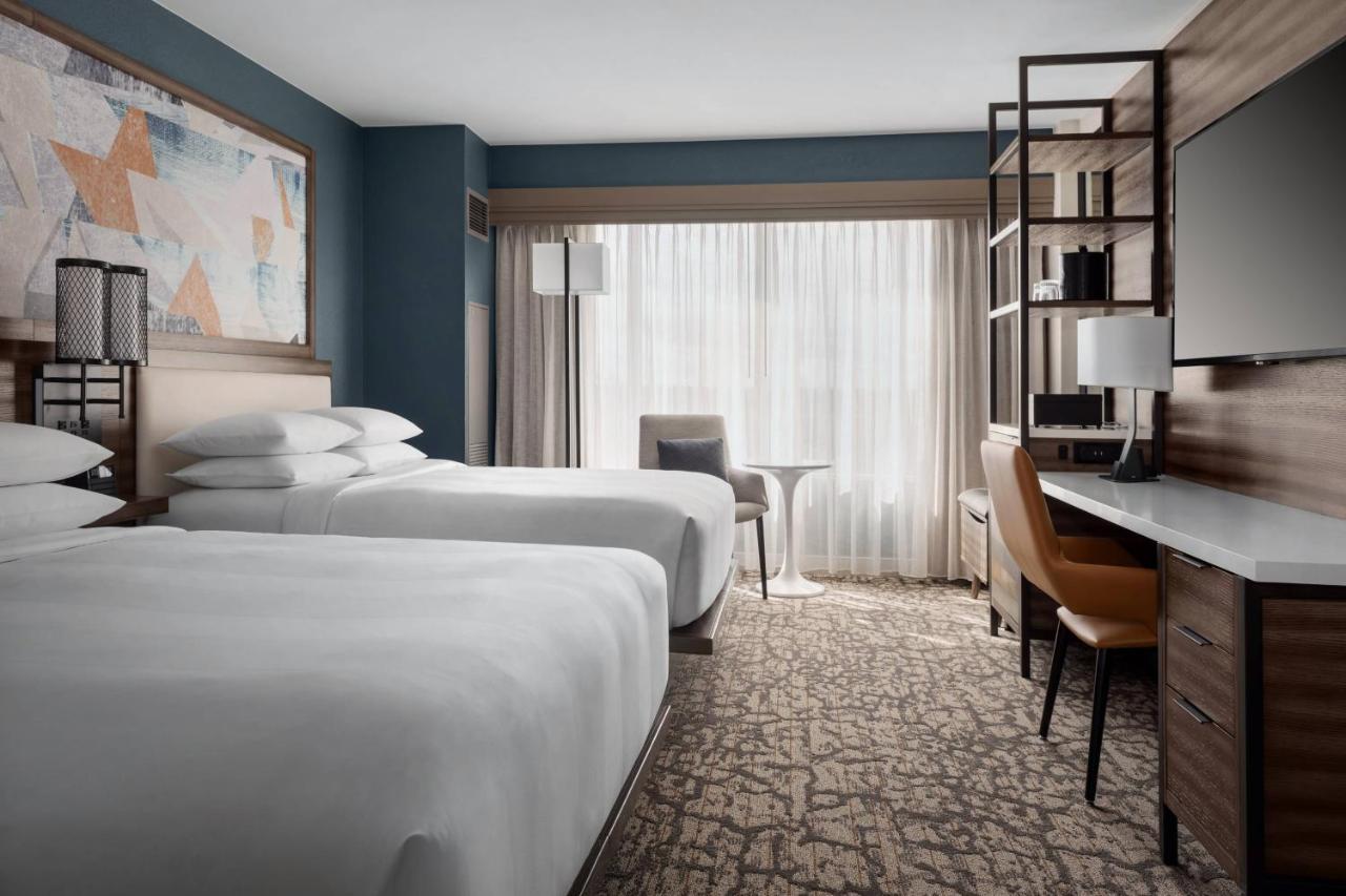 Concierge Level Guest Room with Two Double Beds,1620207915:JPEG