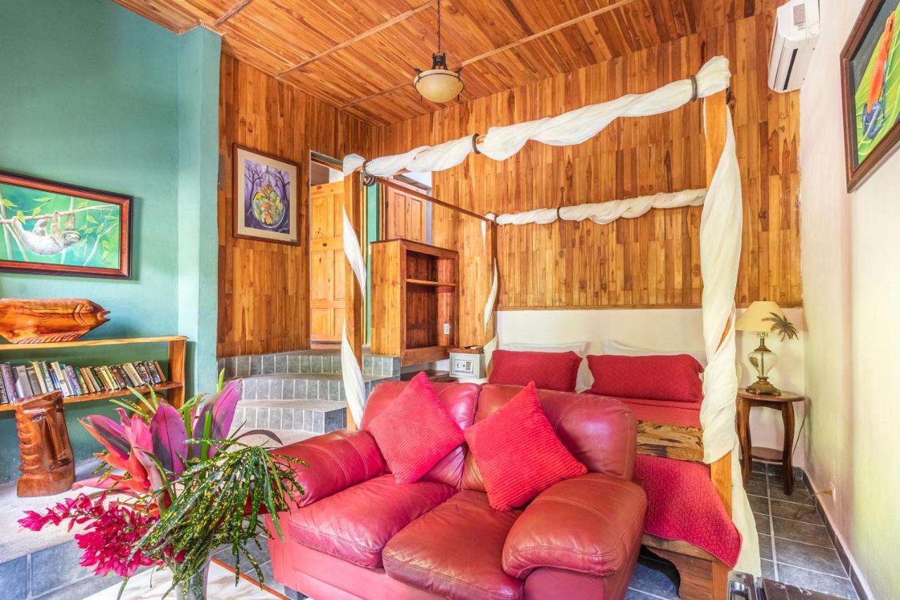 Garden View Room