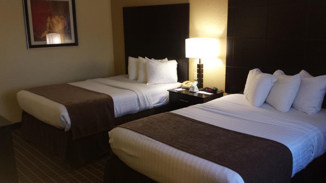 Double Room with Two Double Beds - Non-Smoking