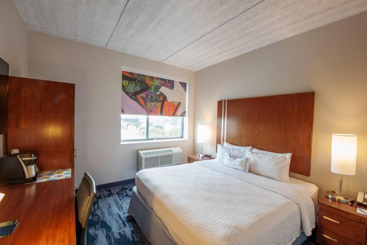 King Room - Hearing Accessible