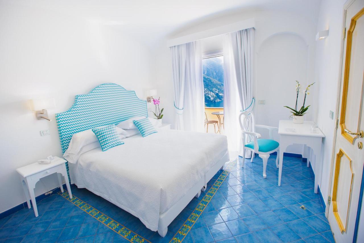 Deluxe Double Room with Terrace and Sea View