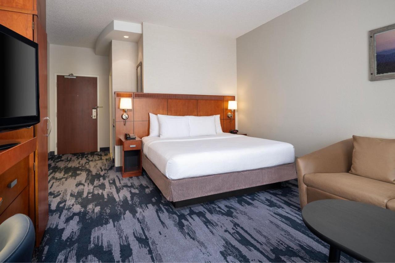 King Room with Sofa Bed