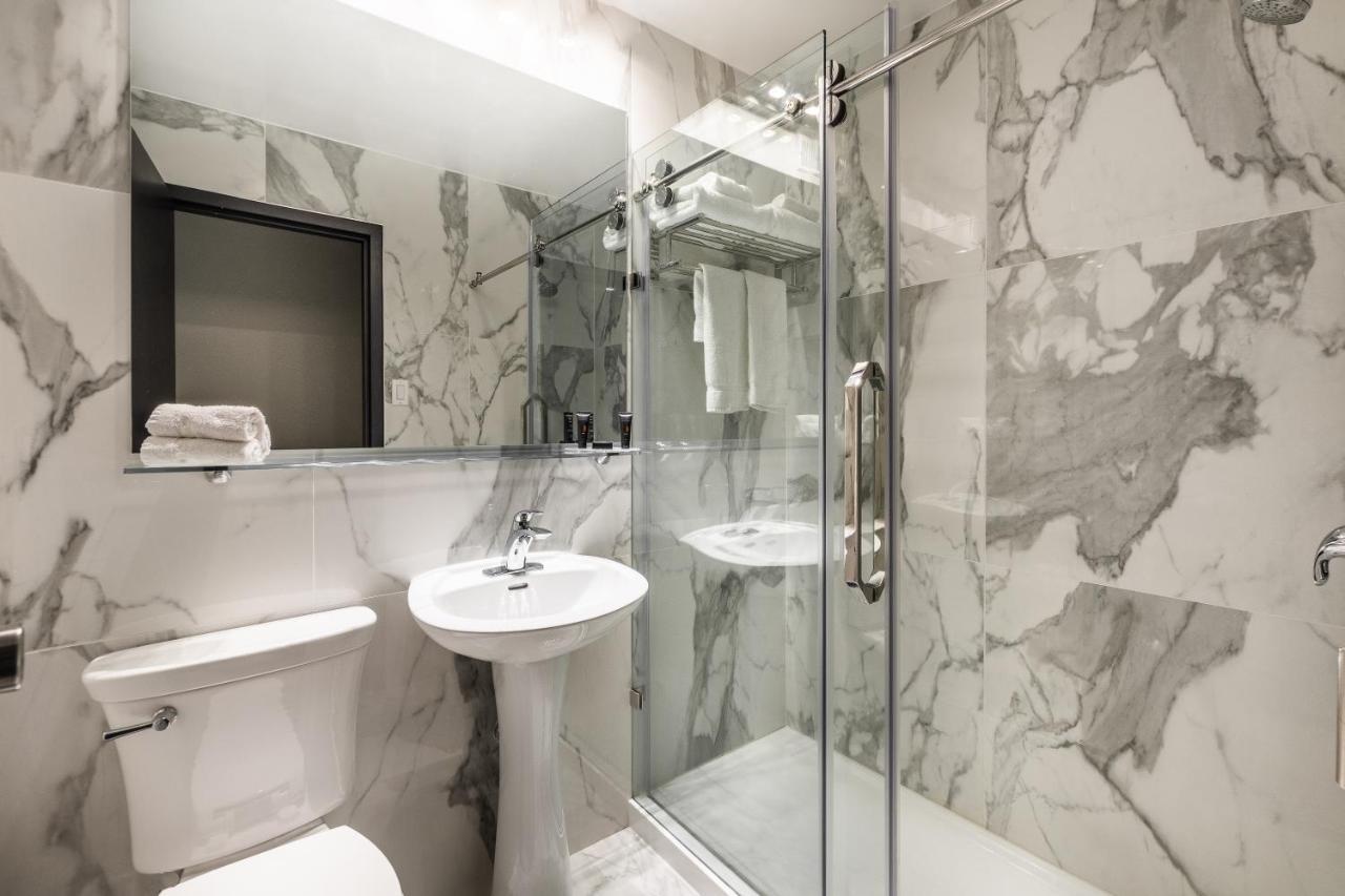 Business King Room,1377096095:JPEG