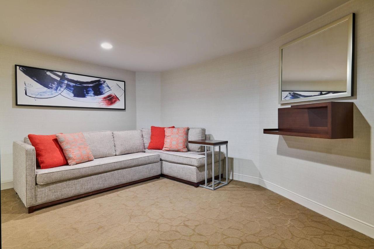 Junior King Suite,1379263781:JPEG