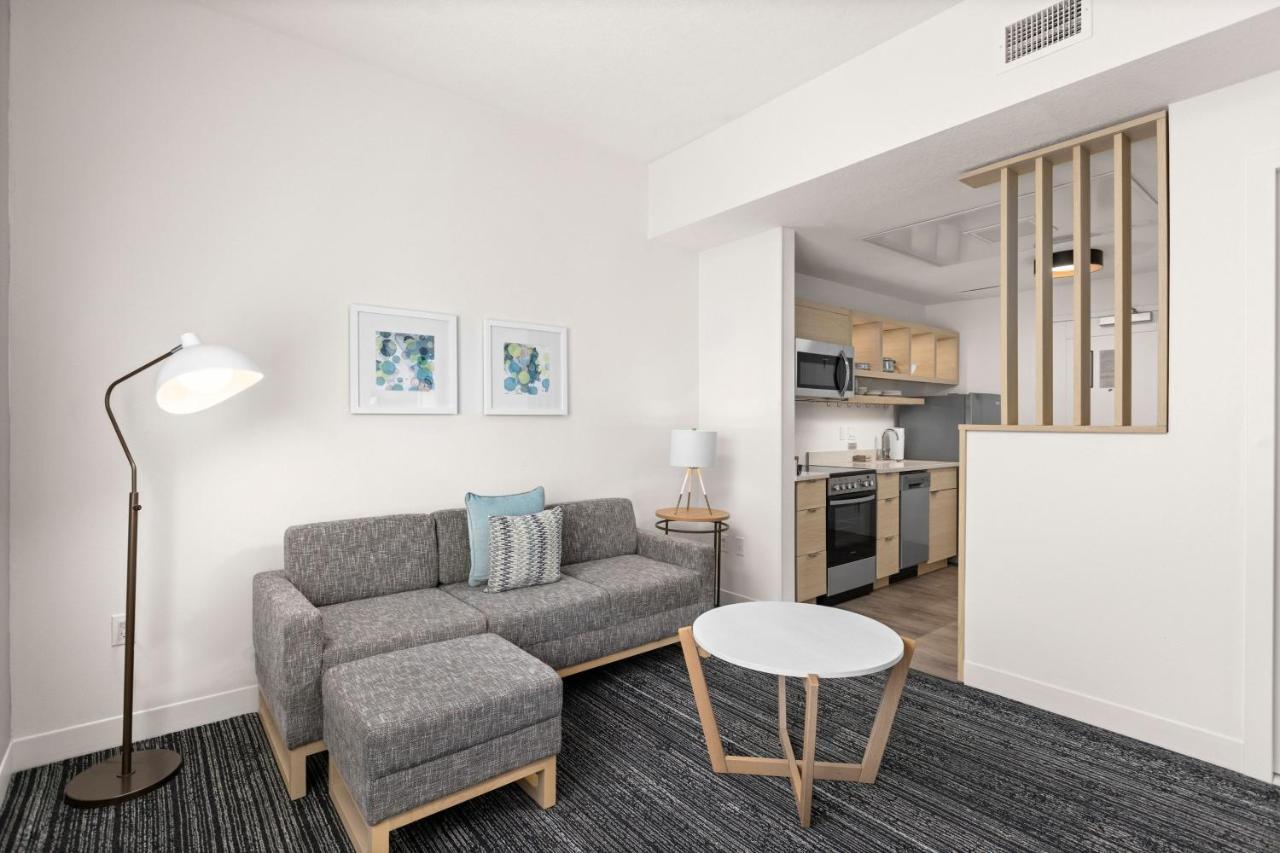 One Bedroom King Suite with Balcony
