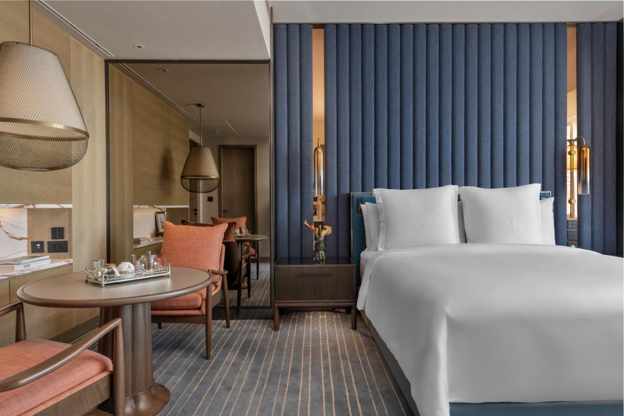 Superior King Room,1549840975:JPEG