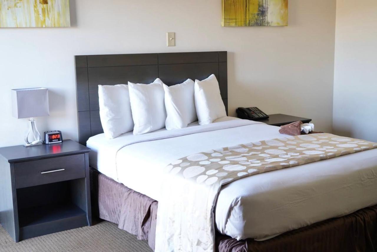 King Room - Two Adults Only - No elevator access,1382151164:JPEG