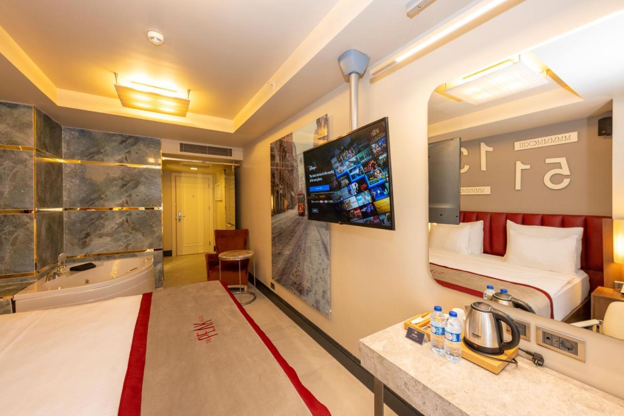 Deluxe Room Jetted Tub with Balcony,1385774393:JPEG