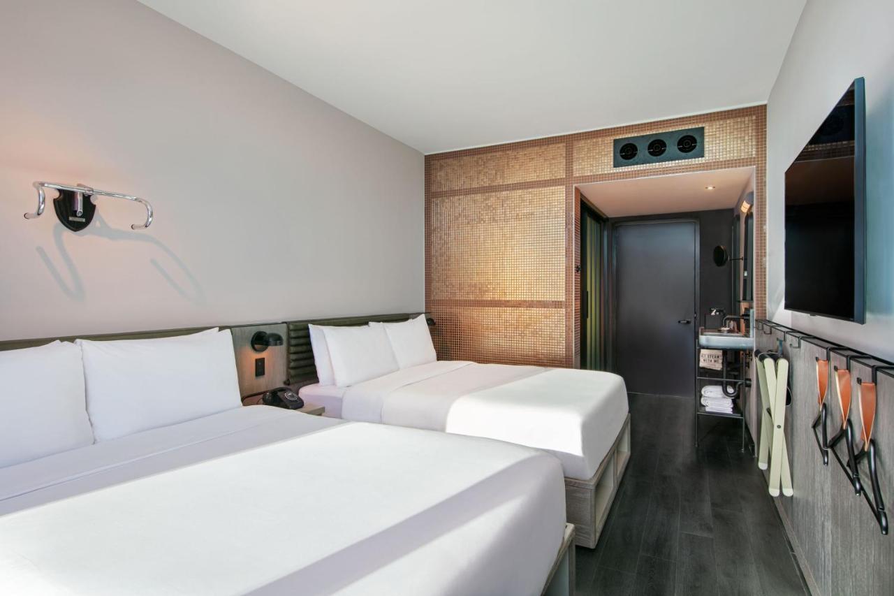Standard Queen Room with Two Queen Beds and Adapted Tub - Mobility Accessible