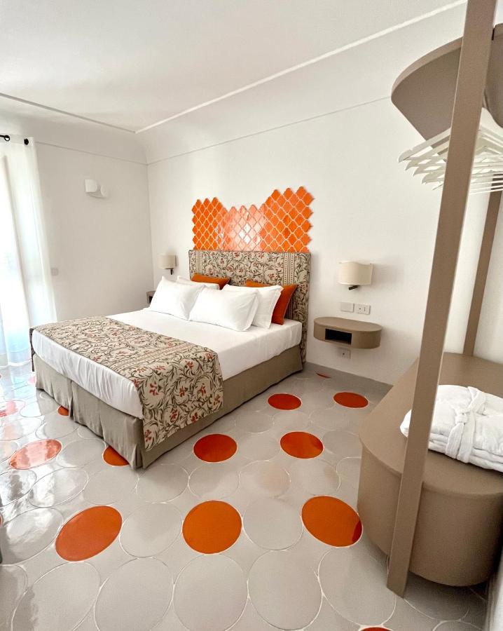 Superior Queen Room with Terrace and Sea View