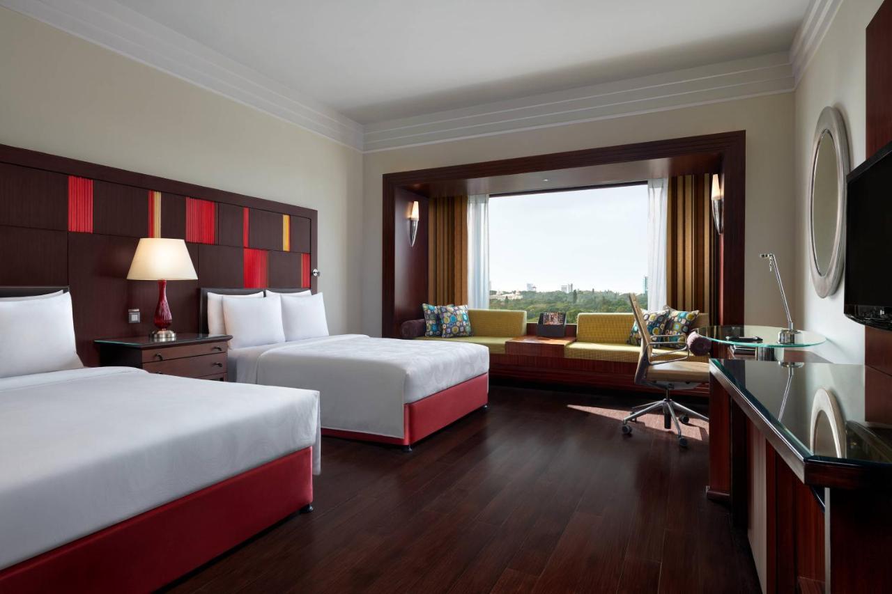 Executive Room Club lounge access Twin