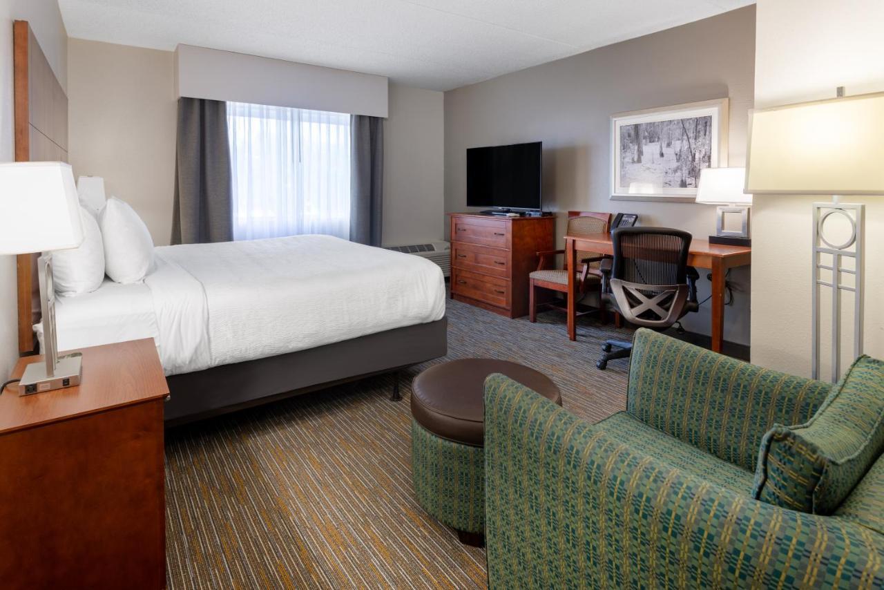 King Room with City View-Ground Floor, Non-Smoking,1532946406:JPEG