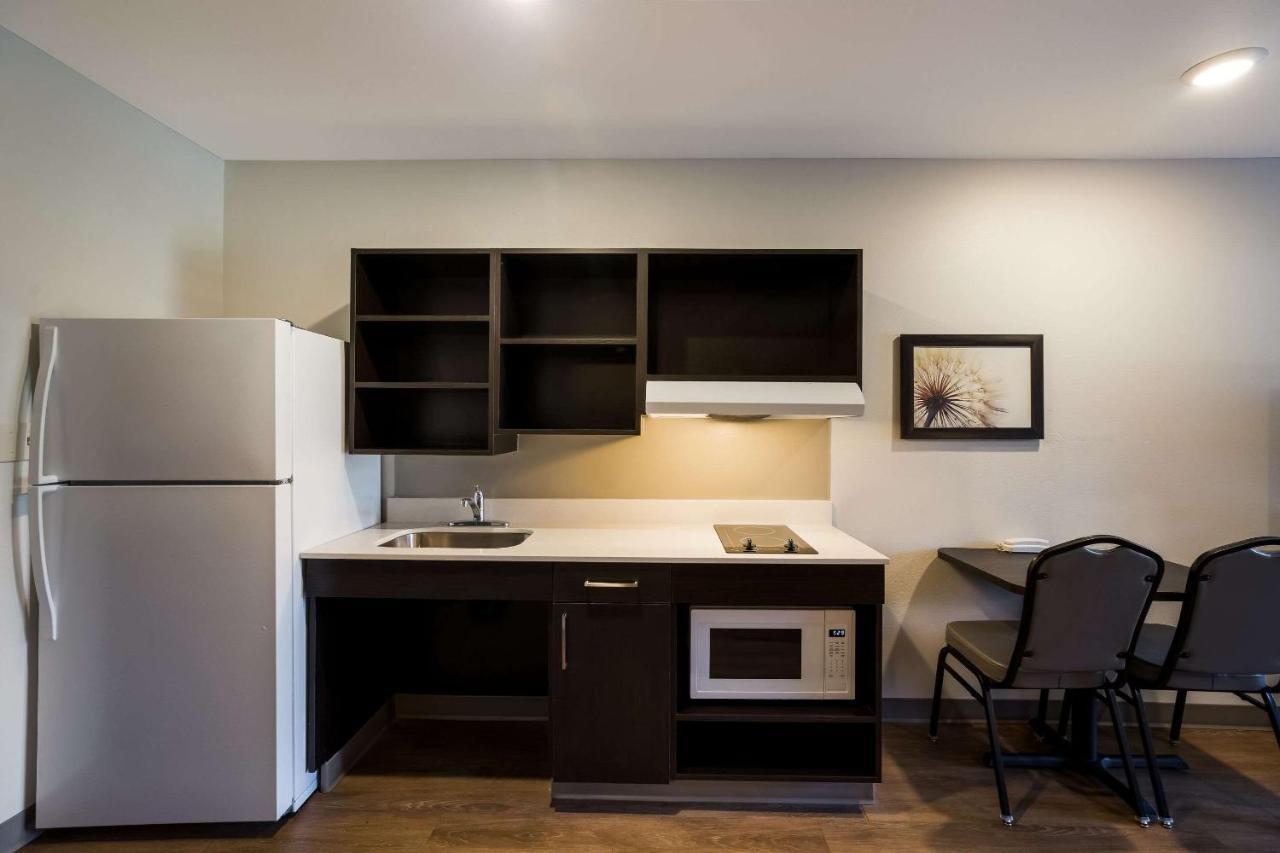 Double Room with Two Double Beds - Non-Smoking