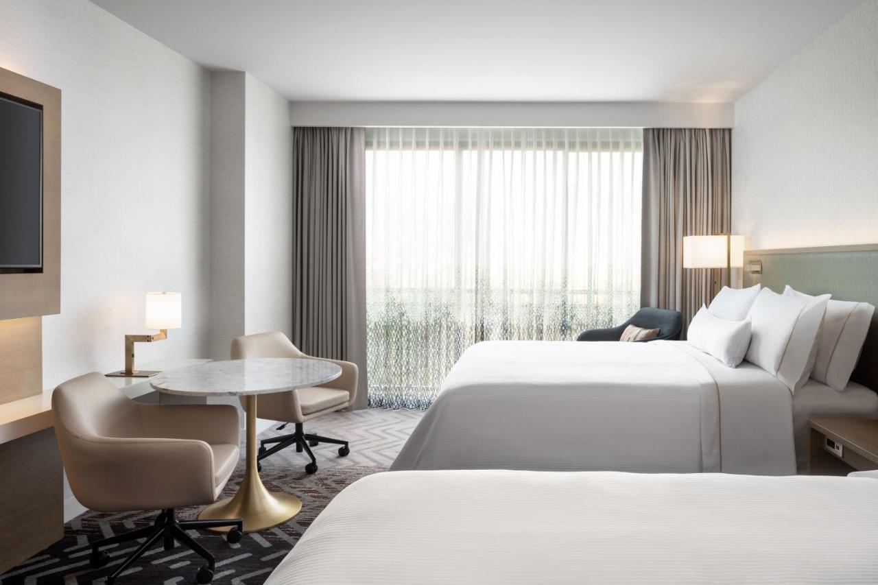 Guest room, 2 Queen,1551030685:JPEG