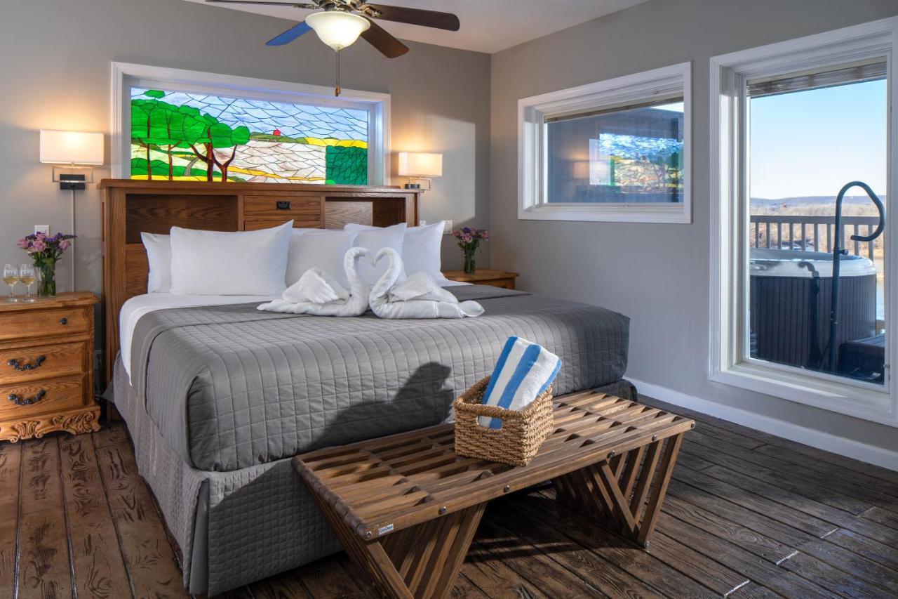 Suite with River View