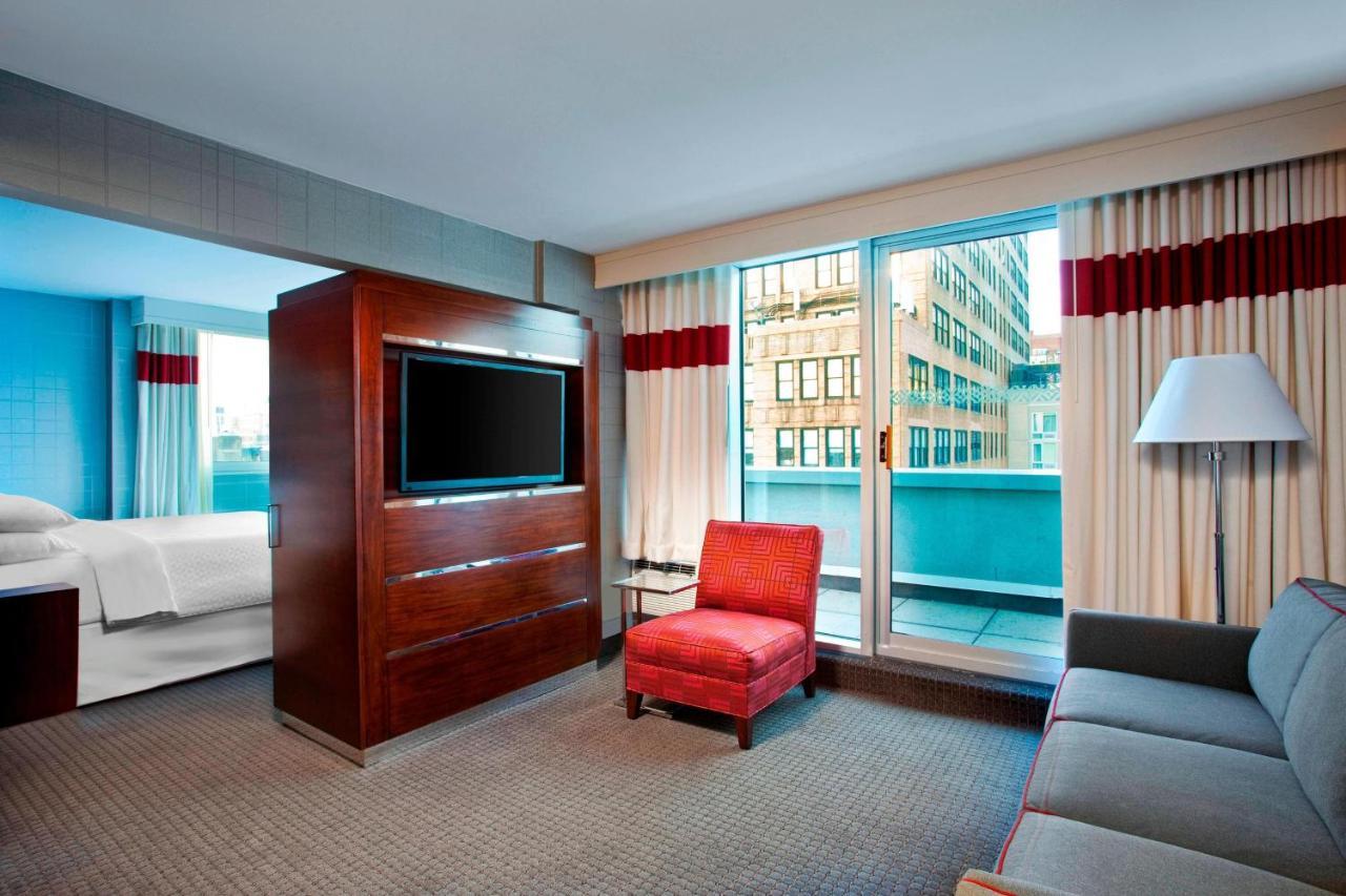 Chelsea Suite, 1 Bedroom Suite, 1 King, Sofa bed, Top floor