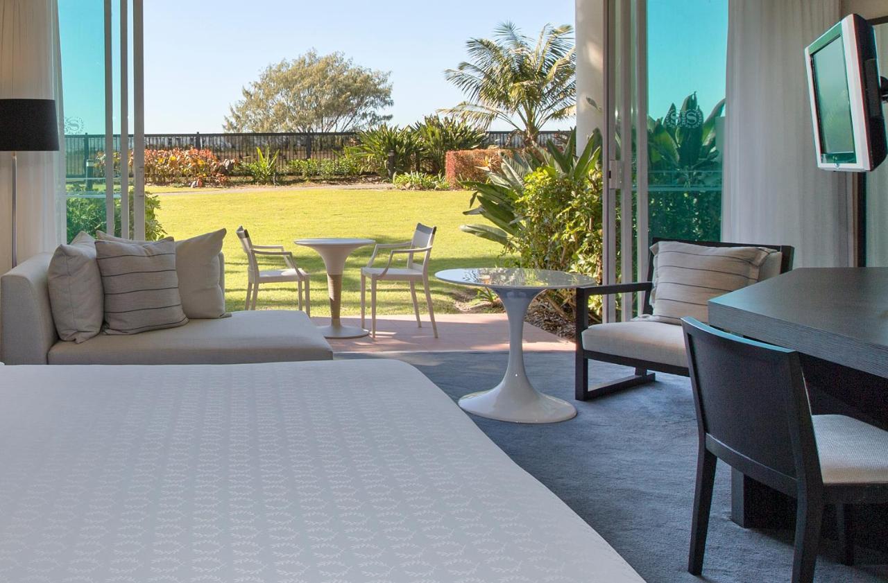 King Room with Terrace and Garden View