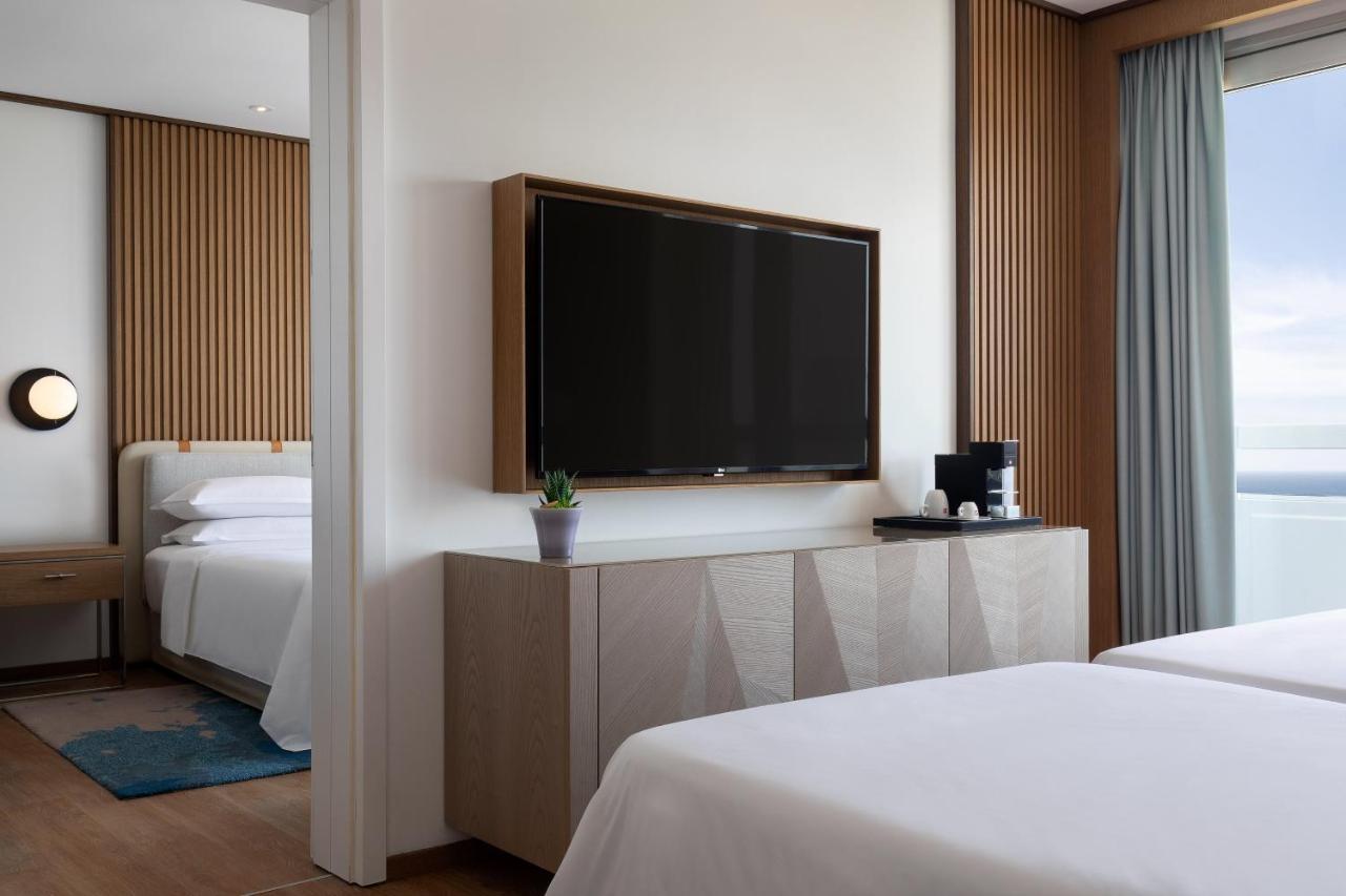 Deluxe Twin Room with Balcony - Seafront